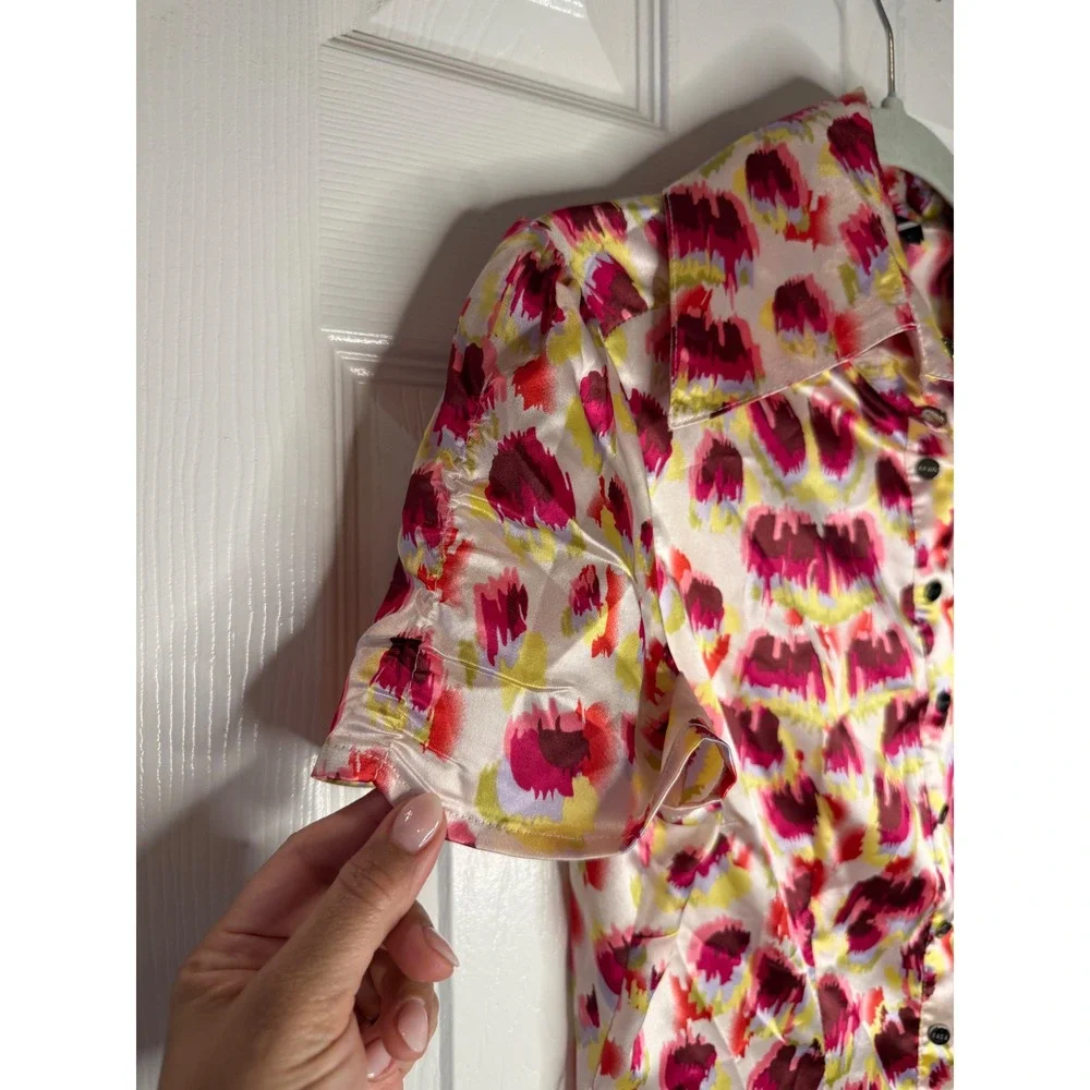 BCBG‎ Max Azria XS Colorful Satin Blouse Y2K Dopamine Dressing Animal Print